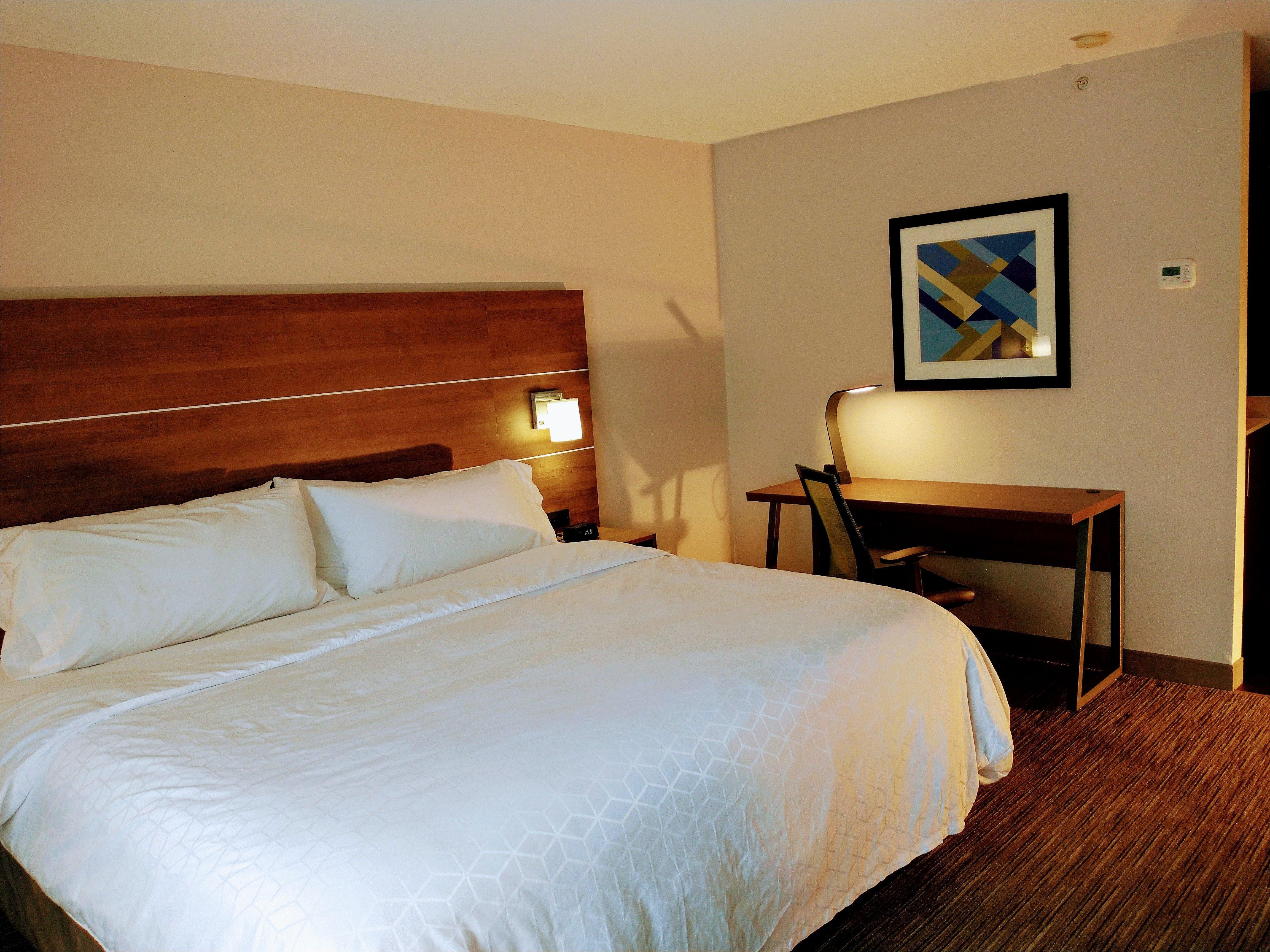 Holiday Inn Express Hotel & Suites Madison By Ihg Экстерьер фото