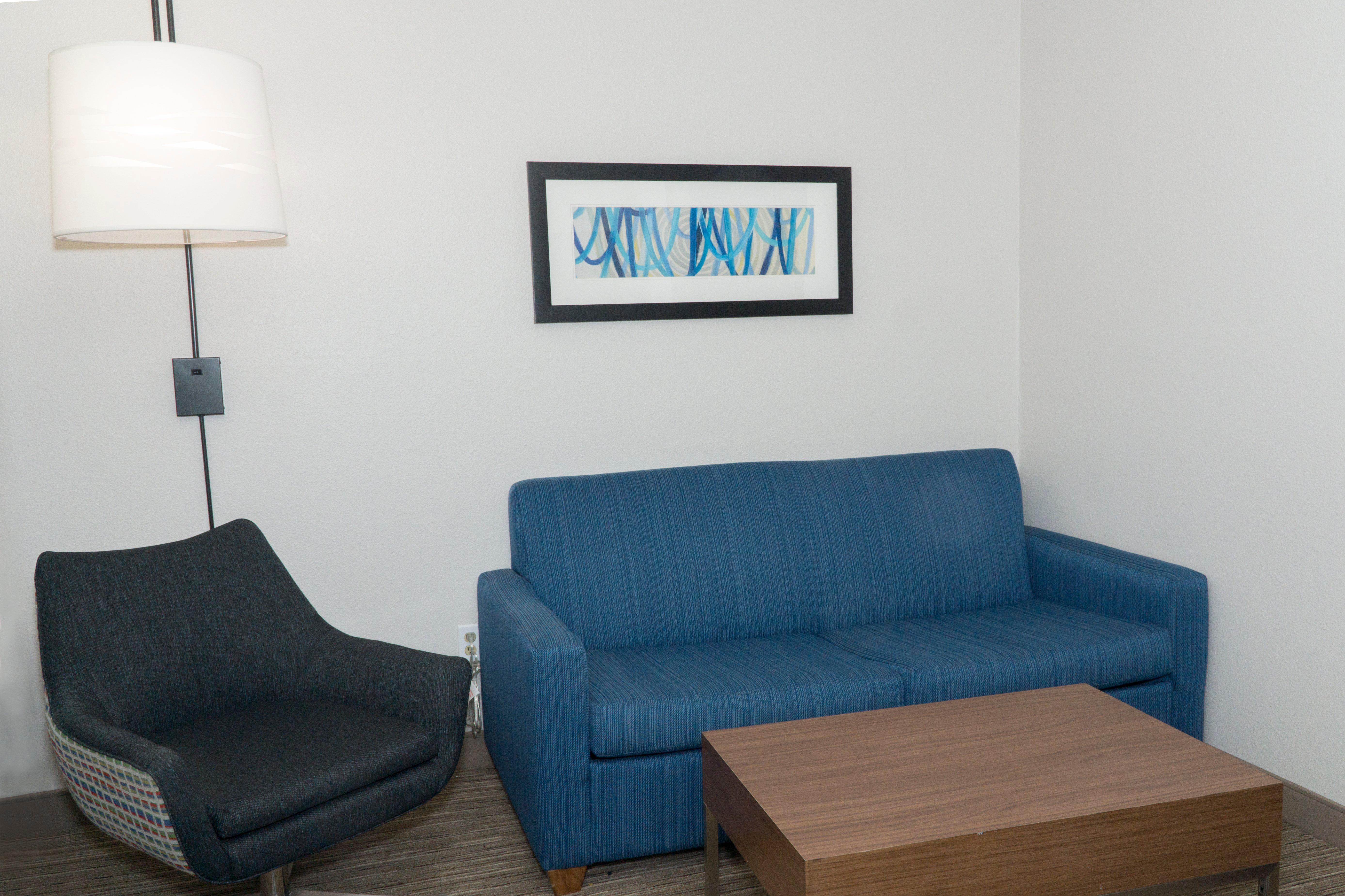 Holiday Inn Express Hotel & Suites Madison By Ihg Экстерьер фото