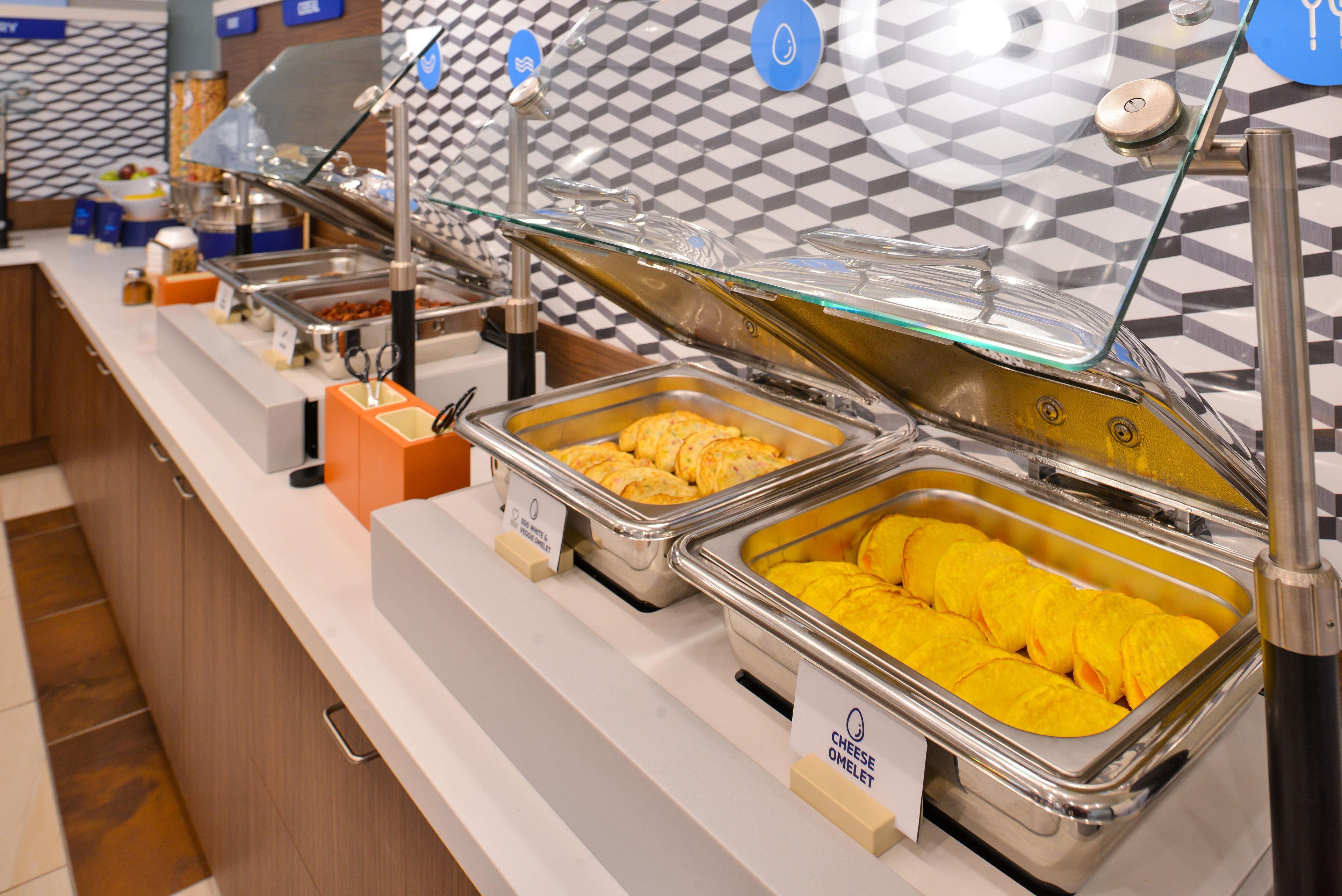 Holiday Inn Express Hotel & Suites Madison By Ihg Экстерьер фото